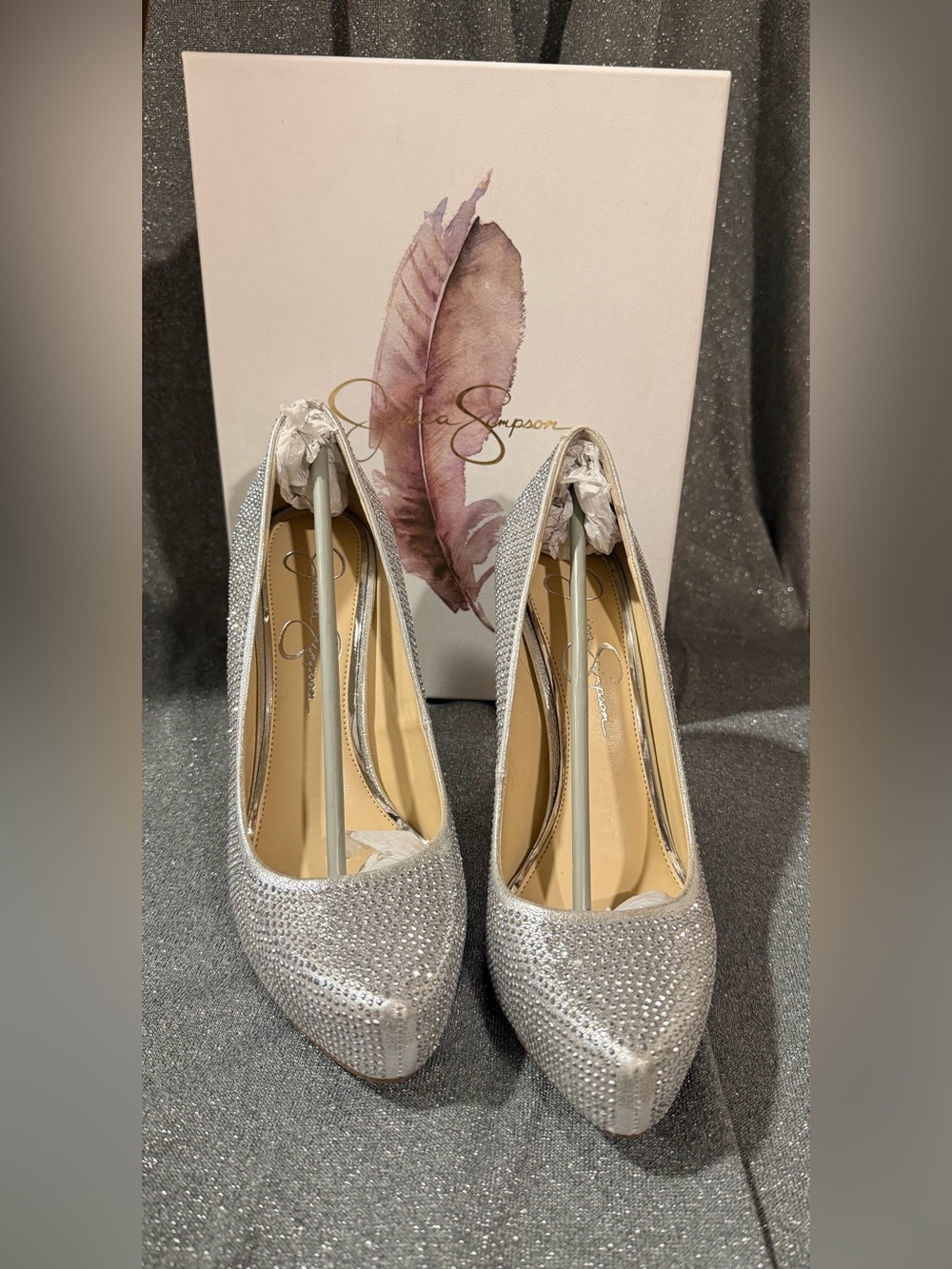 Jessica Simpson Parish2 Silver Pointed Toe Rhinestone Pumps 8.1/2 M NWT